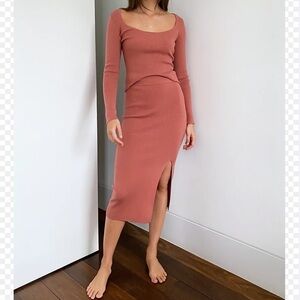 Aritzia The Group Babaton Ridge Rose Gold Wool Ribbed Pull On Pencil Skirt